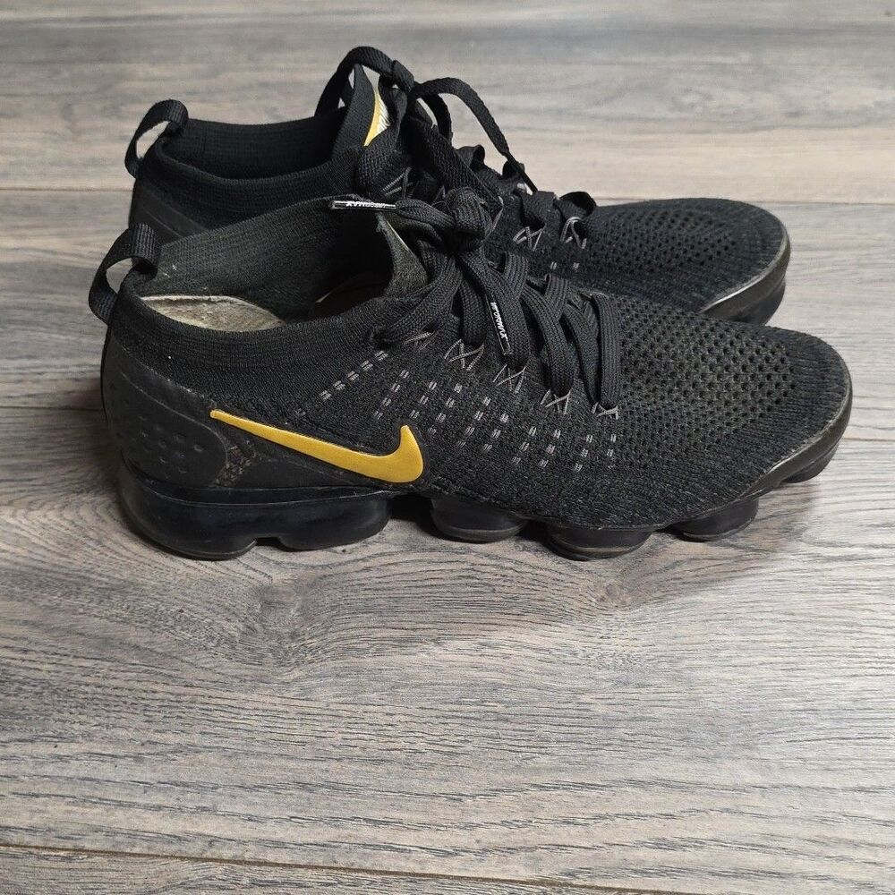 Nike Air Vapormax FlyKnit2 Metallic Gold Black  Womens Size 8.5 942843-012